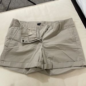 Ann Taylor Khaki Size 8 Shorts